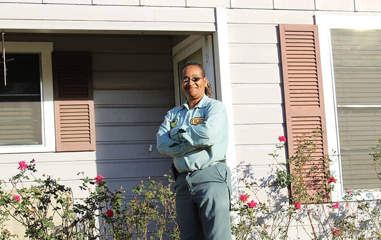 technician in front of willis home