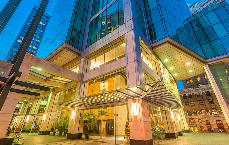 We Offer A Variety Of Commercial Pest Control Services exterior view of a hotel in wichita kansas