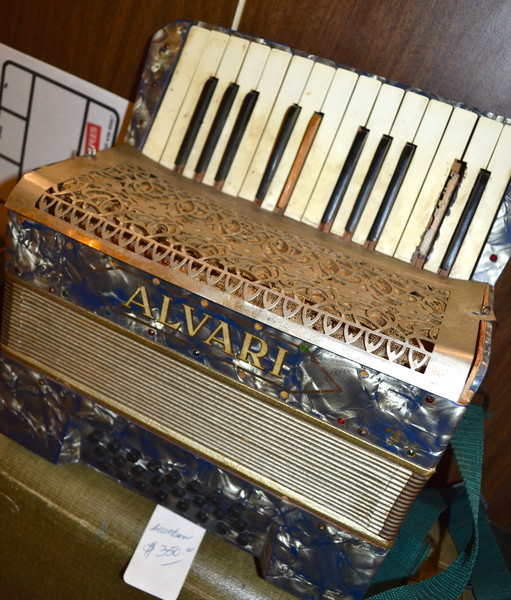 Tons of different instruments!