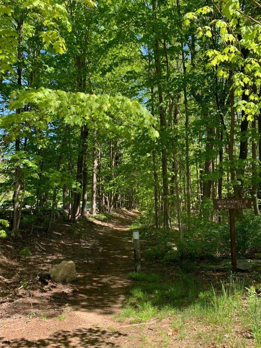 Pond Lot - Connecticut Trail Finder