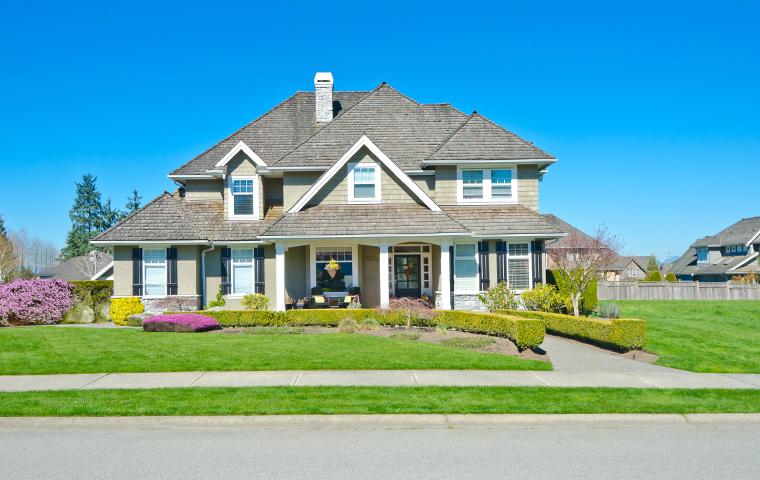 front view of house in manteca california