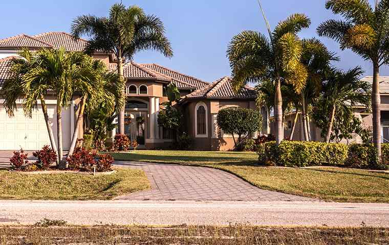 the exterior of a home in palm beach gardens florida