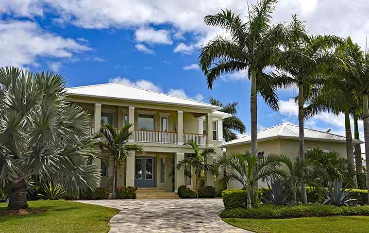 the exterior of a home in pembroke pines florida