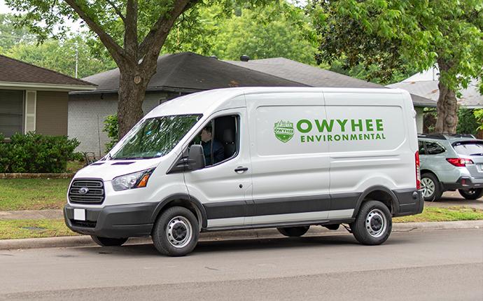 company van pulling up to house in meridian idaho