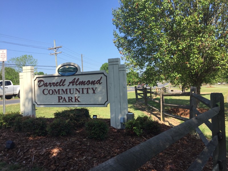 Darrell Almond Community Park Trail