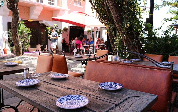 view of outside seating at a restaurant in sawgrass florida