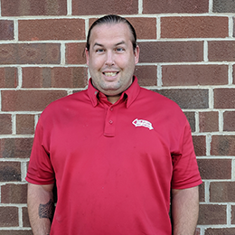 a go forth pest control employee