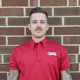 a go forth pest control employee