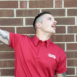 a go forth pest control employee