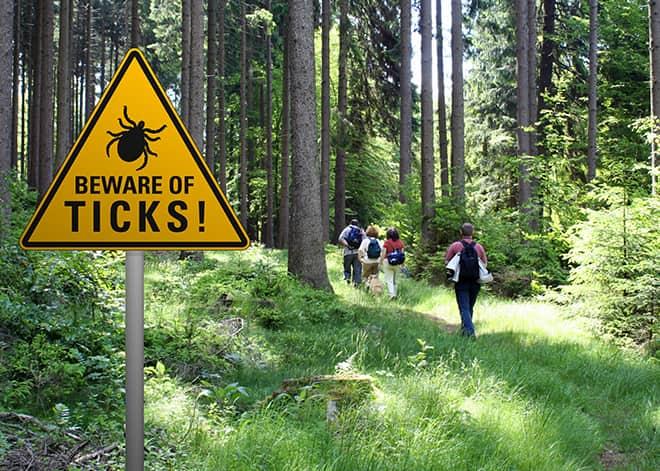tick warning sign
