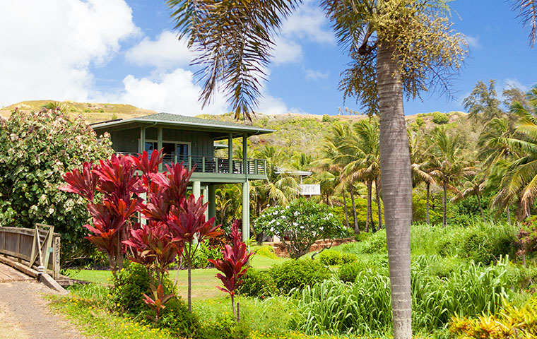 the exterior of a home in kapolei hawaii