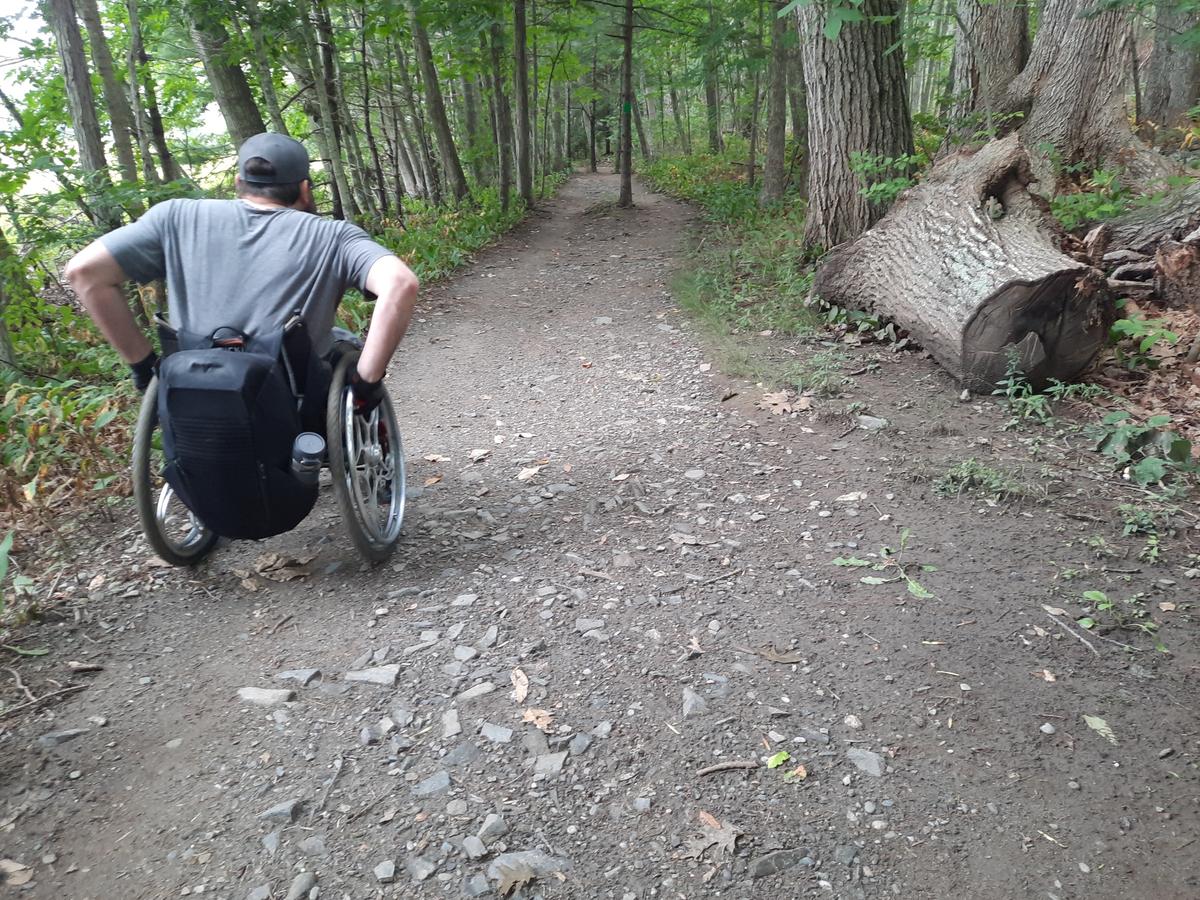 Heading out on the Pond Trail. Photo credit: Enock Glidden