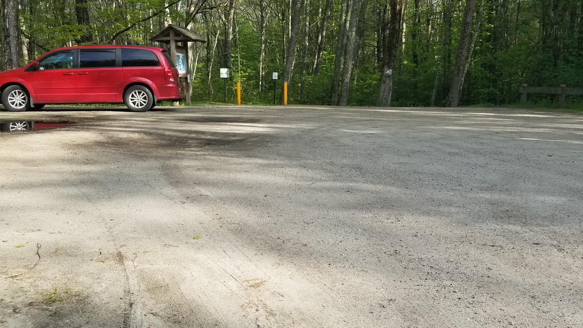 The parking lot and trail access at Maquoit Bay.