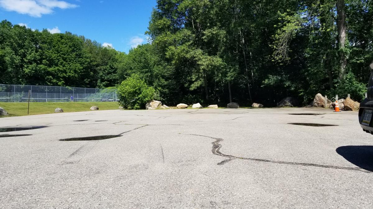 Parking lot for the Swift River Trail.