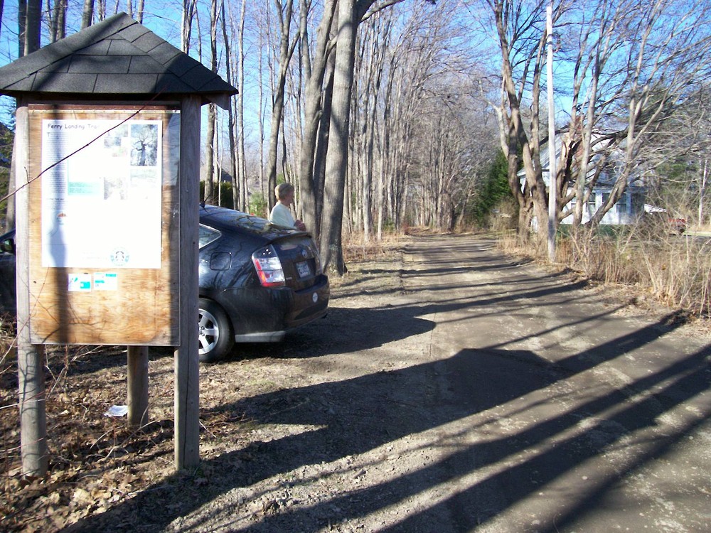 Trailhead and Parking Area (Credit: Saco Bay Trails)
