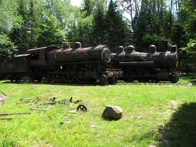 Abandoned locomotives, Tramway Carry (Credit: ME BPL)