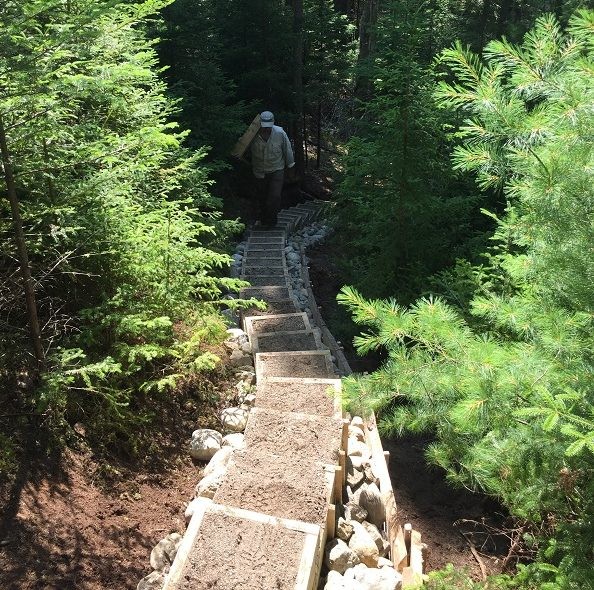 26 steps on the Loop Trail (Credit: Blue Hill Heritage Trust)