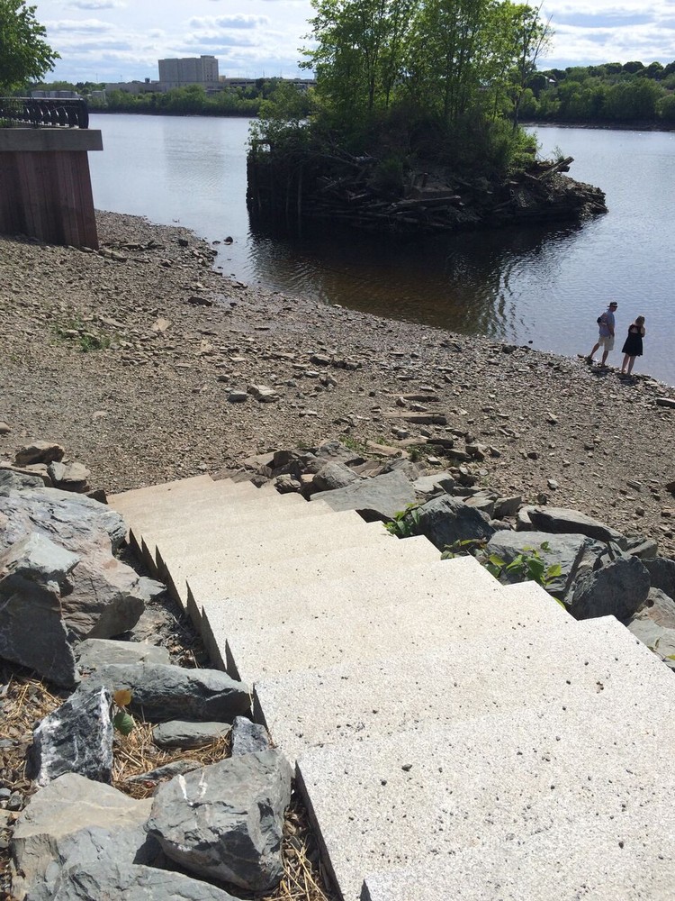 Granite steps leading to the river (Credit: Maine Trail Finder)