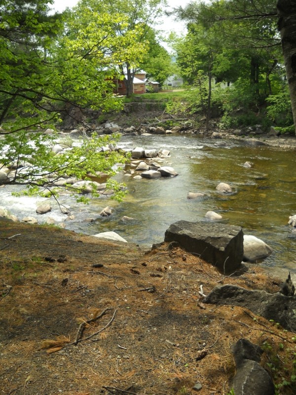 This trail features picturesque views of the upper Sandy River. (Credit: Center for Community GIS)