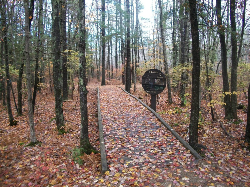 Trailhead (Credit: Maine Bureau of Parks and Lands)