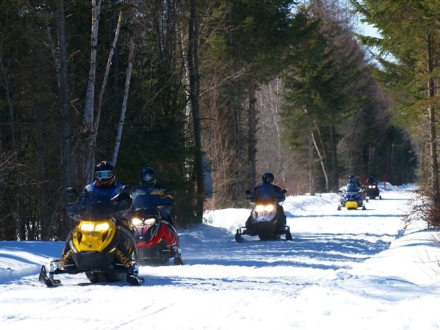 Snowmobiles on the Trail (Credit: Maine Division of Parks and Public Lands)