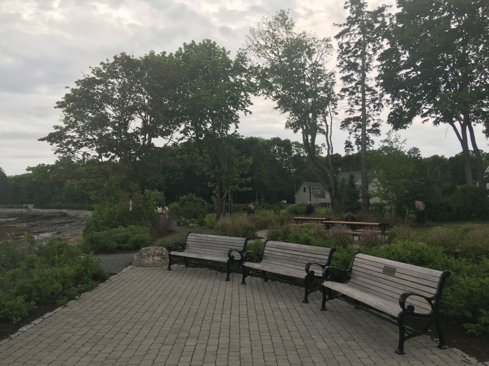 New park seating (Credit: Maine Trail Finder)