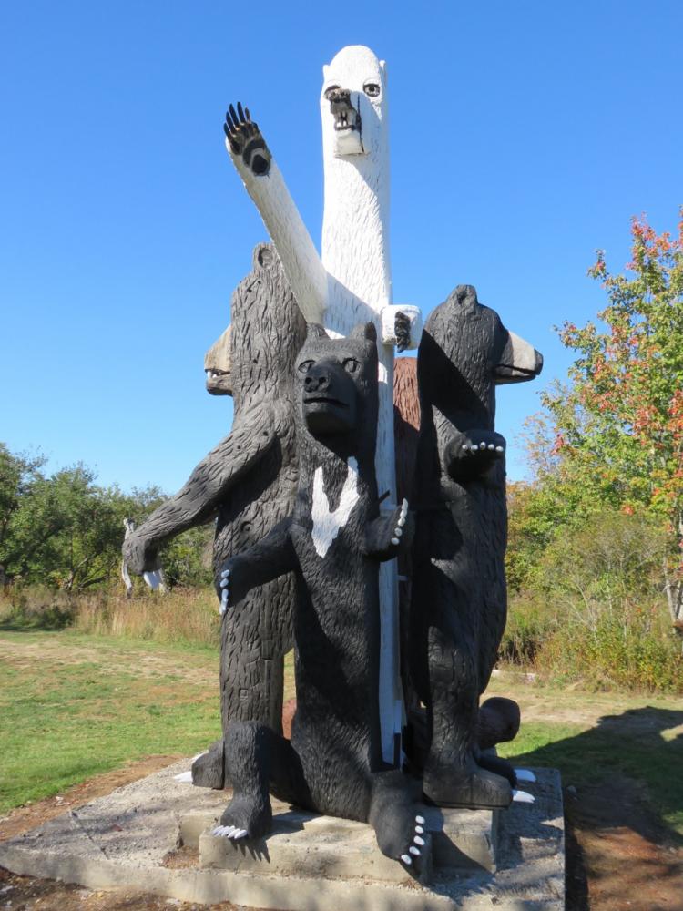 Langlais 5 Bears Sculpture (Credit: Georges River Land Trust)