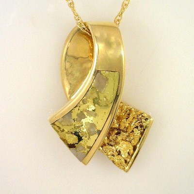 Gold Veined in White Quartz Pendant