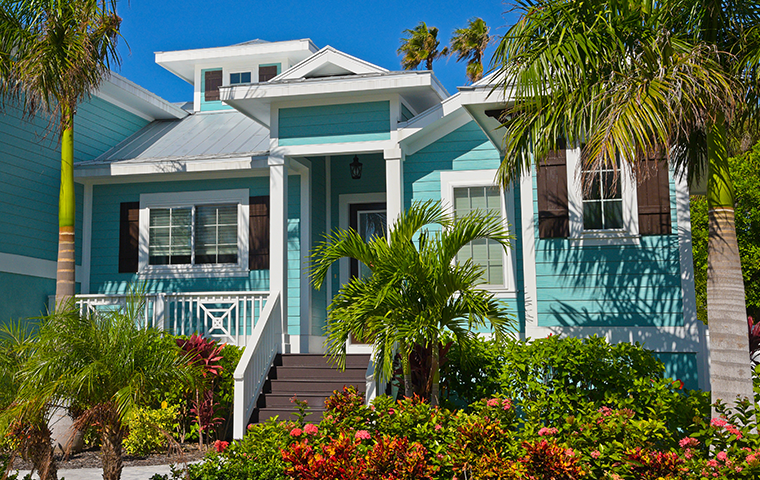 Keep Pests Out Of Your Weston Home With Our Plan street view of a quaint home in Weston, FL