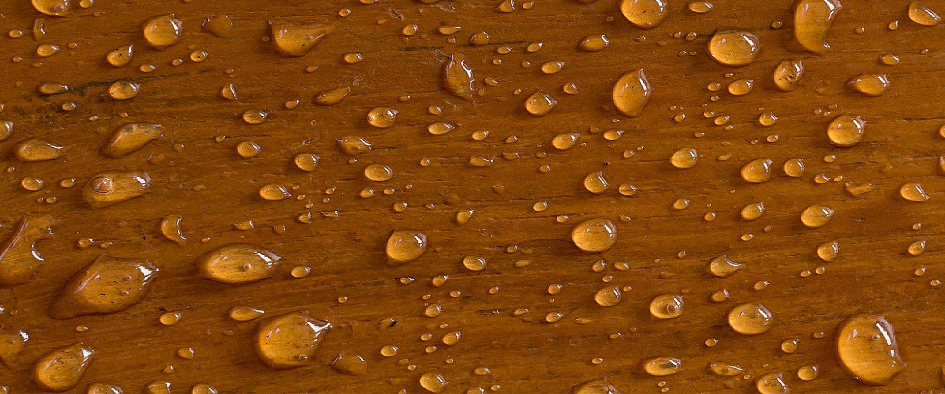 water droplets on wood