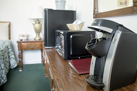 motel rooms with coffee maker and fridge near acadia national park