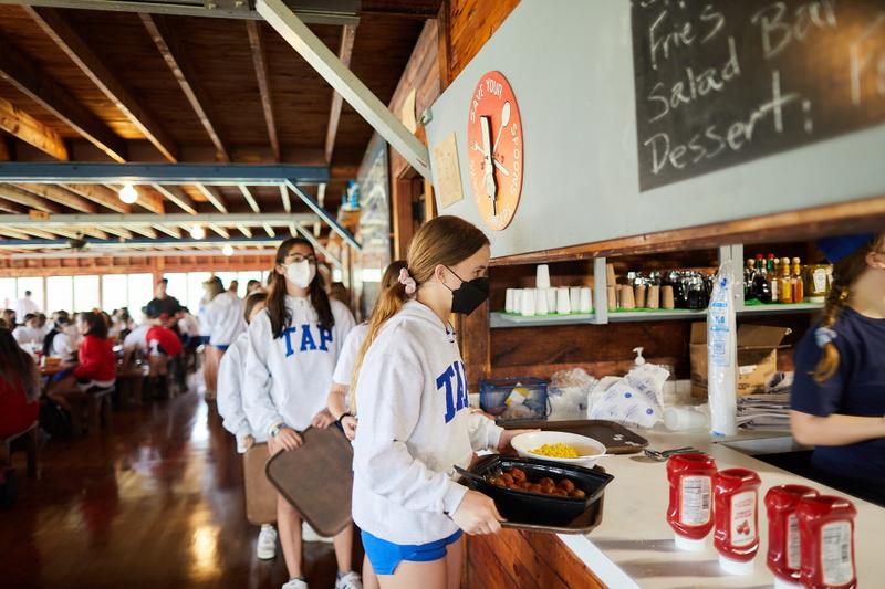 Lunchtime in Tapawingo's Dining Hall