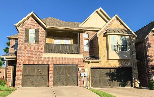 street view of a home and lawn in richmond texas